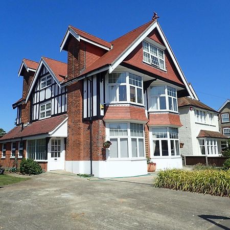 Bed and Breakfast The Old Surgery Clacton-on-Sea Exterior foto