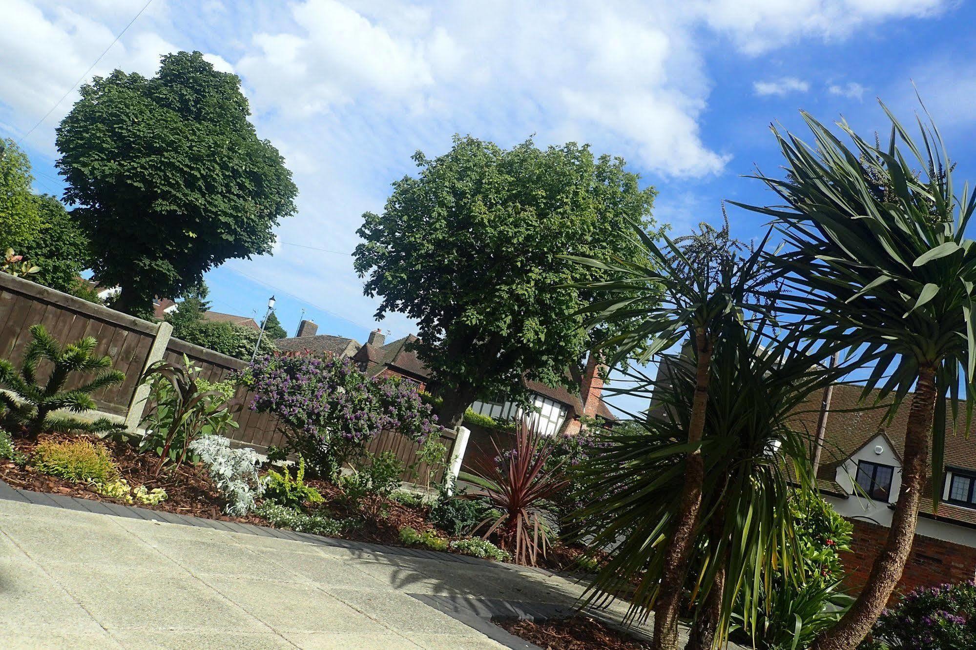 Bed and Breakfast The Old Surgery Clacton-on-Sea Exterior foto